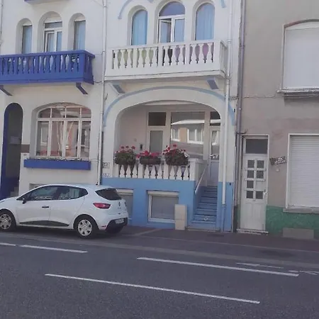 Beau T2 A 200 M Proche Commerces Et Restaurants Appartement *